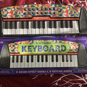 New Small Kid's Electronic Keyboard